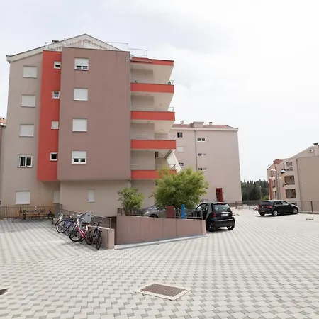 Apartman Karla Makarska